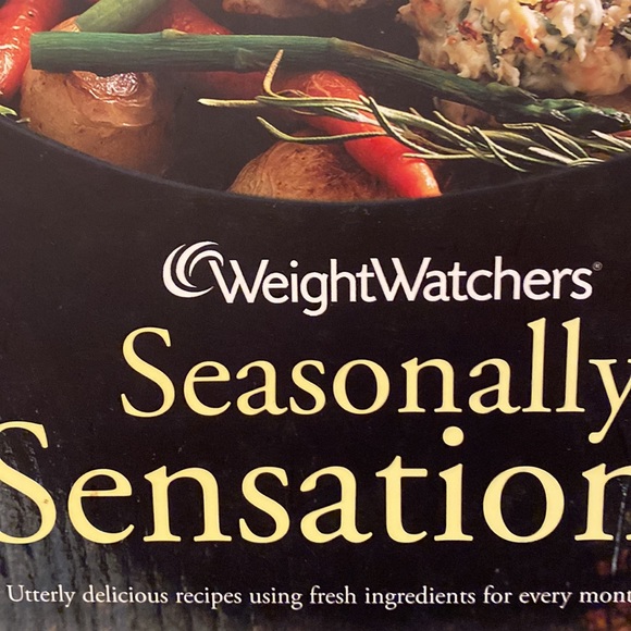 Weight Watchers Seasonally Sensational hardback Cookbook  176 pages - Picture 2 of 5